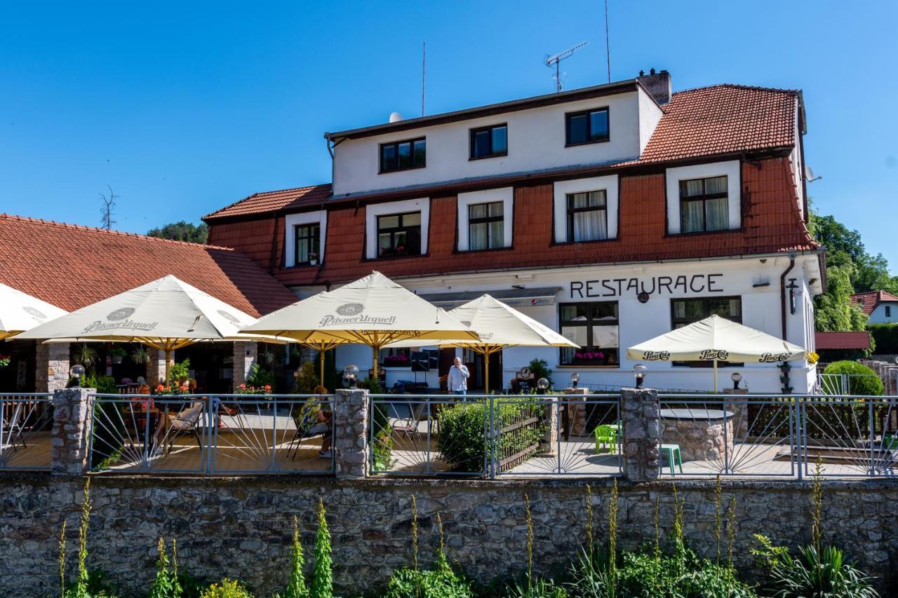 Hotel U Berounky Srbsko Dış mekan fotoğraf