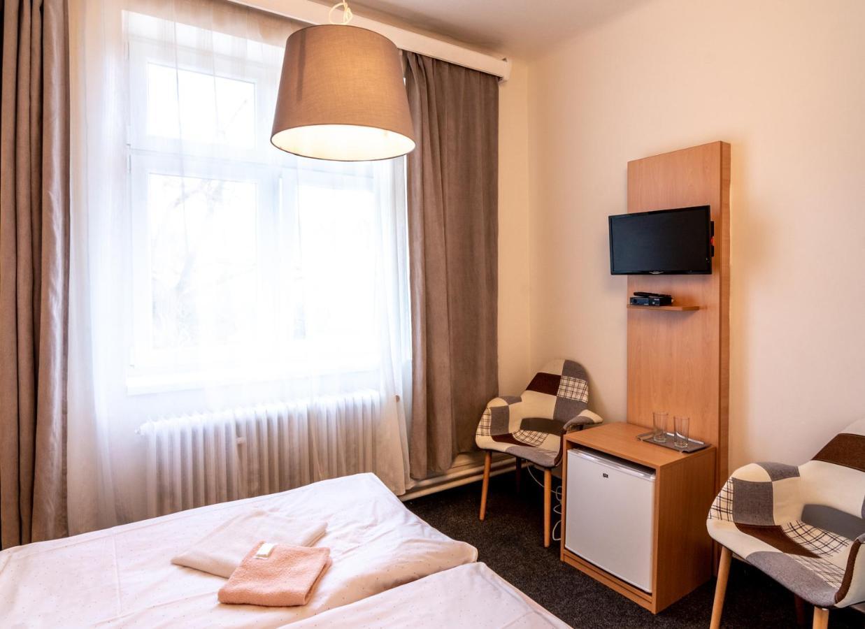 Hotel U Berounky Srbsko Dış mekan fotoğraf